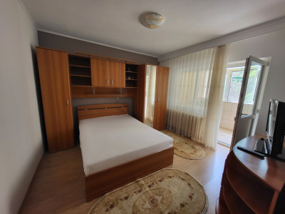 Apartament cu 2 camere de inchiriat in Constanta - zona Tomis III