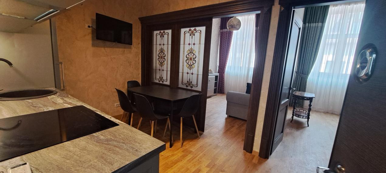 Apartament Premium cu Design Interbelic și Tehnologie Modernă , ultracentral 