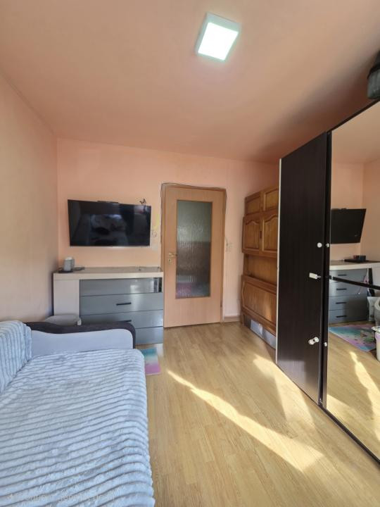 Apartament 3 camere decomandat | 65 mp | Loc de parcare | Pet friendly