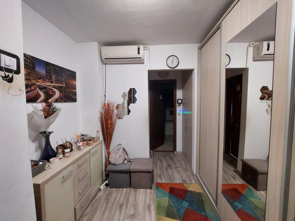 Apartament 2 camere decomandat  • Cornitoiu • vedere panoramică