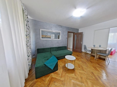 Închiriere apartament cu 2 camere, renovat si spatios- Strada Soarelui