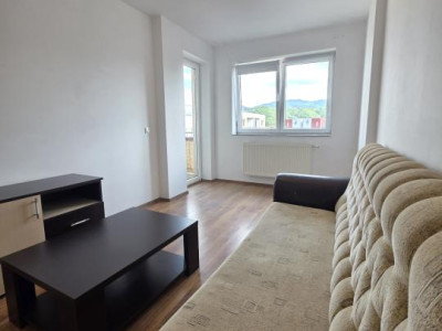 Apartament 2 camere decomandat | Parcare inclusă | Priveliște spre Tâmpa
