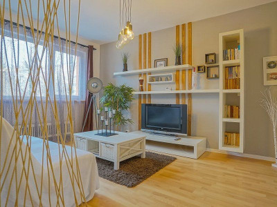 Închiriere garsonieră mobilată și utilată, pet-friendly - Strada Soarelui