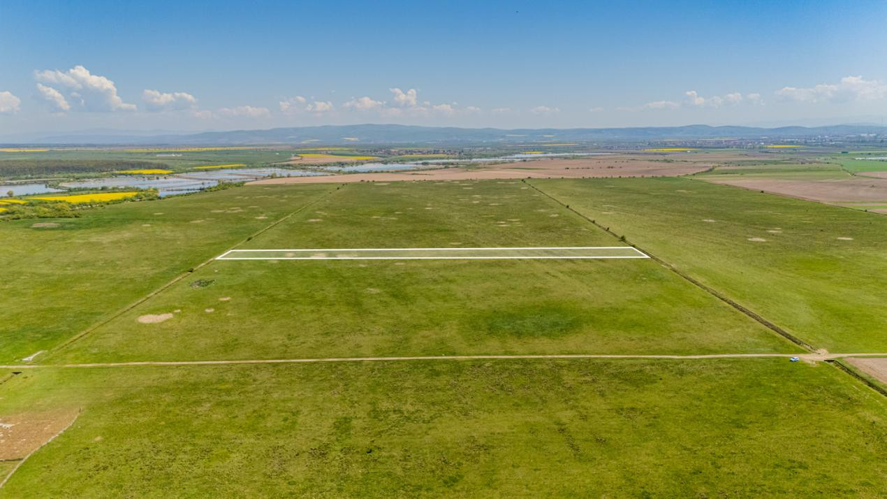     Teren extravilan 4.700 mp Codlea –Zona Lacurilor - ideal pentru investiție