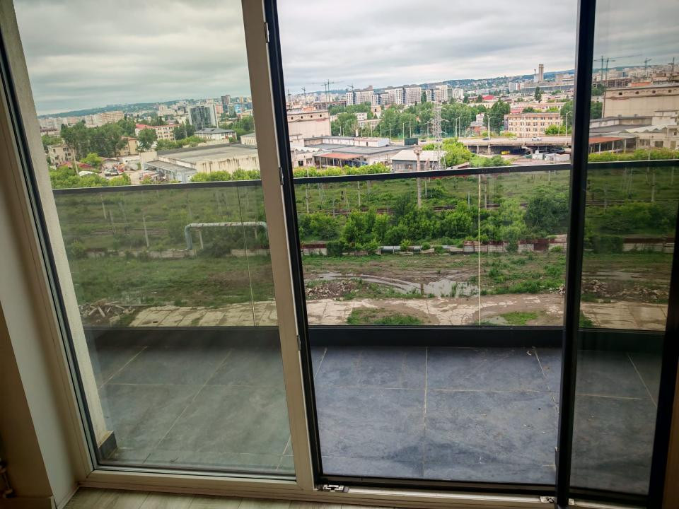 Fara comision! Apartament decomandat cu 1 camera, spatios, luminos, nemobilat!