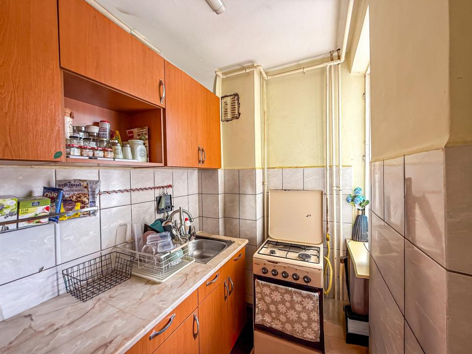 De vanzare garsoniera str. Mihai Viteazu-colina universitatii!