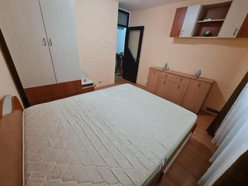 Apartament cu 2 camere decomandat, Al T Neculai, pret corect!