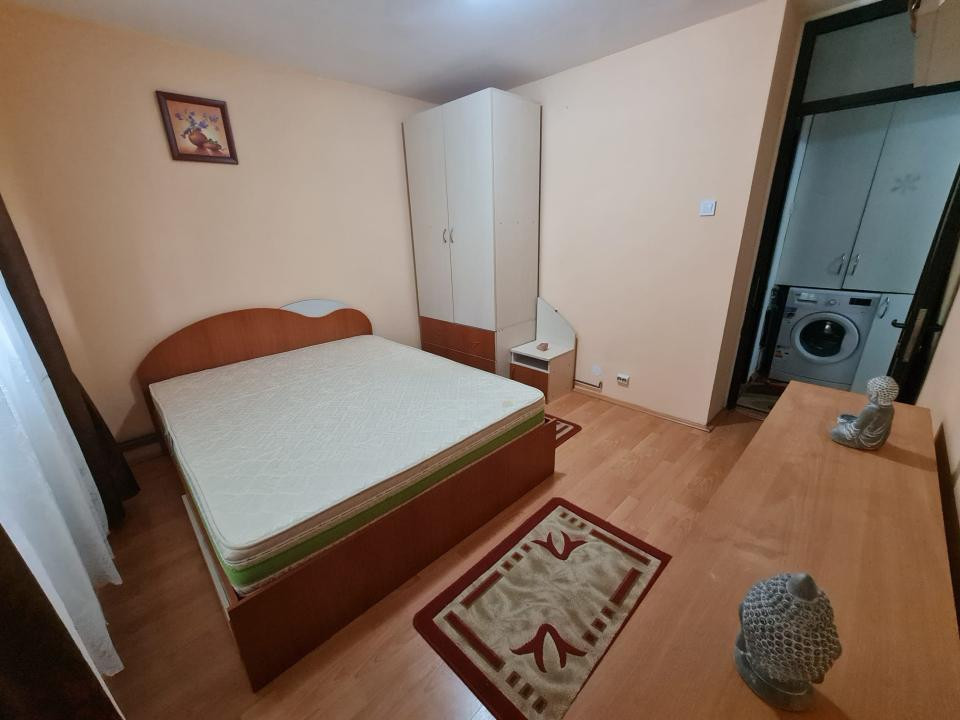 Apartament cu 2 camere decomandat, Al T Neculai, pret corect!