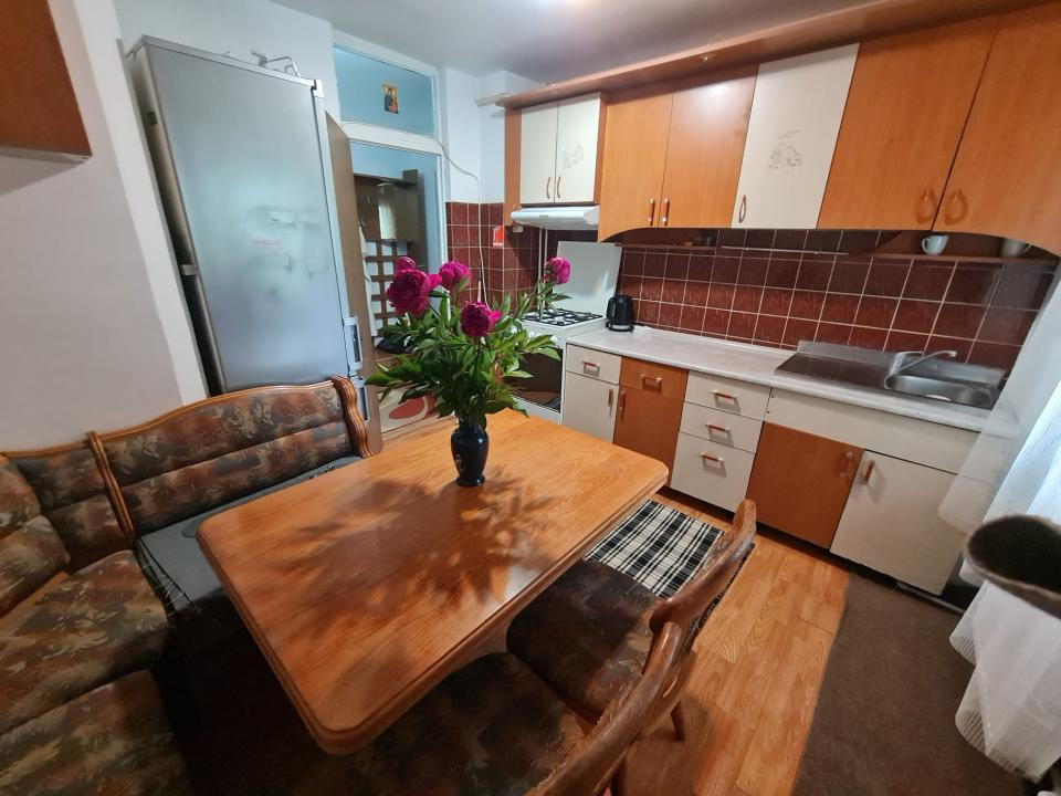 Apartament cu 2 camere decomandat, Al T Neculai, pret corect!