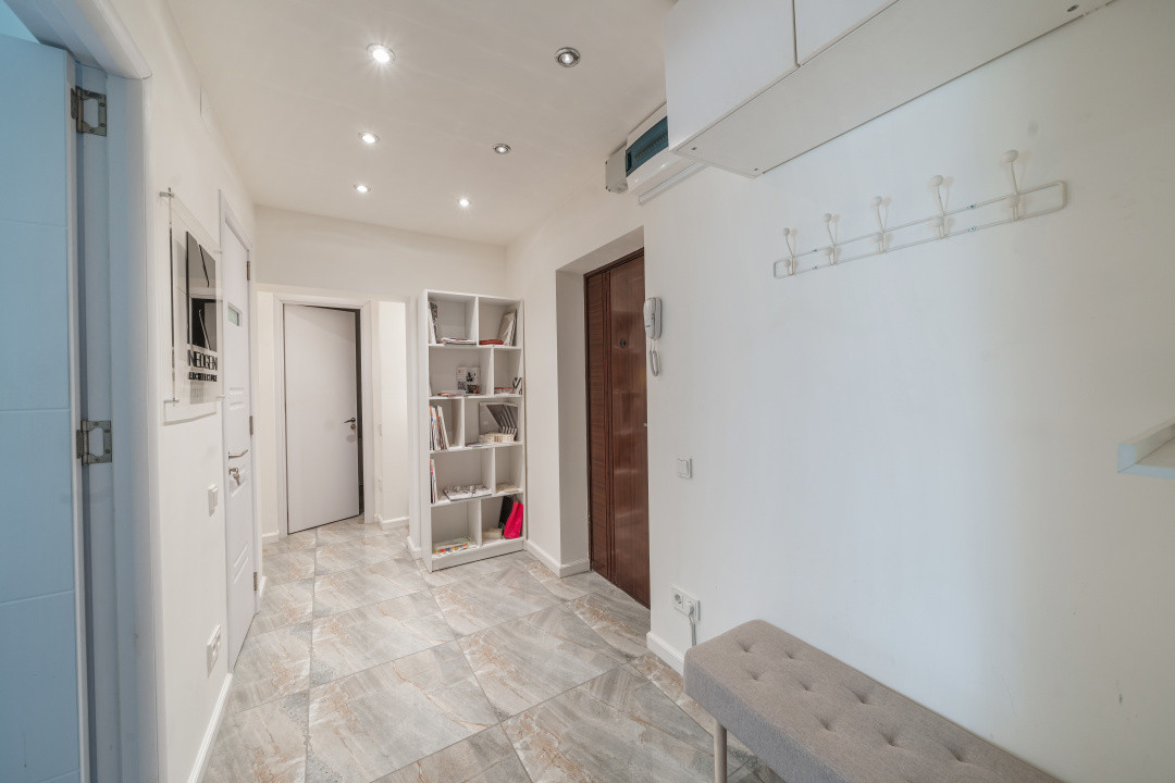 Ideal Firma*Blvd Burebista 3*Pta Alba Iulia*Etaj 3*Luxos*
