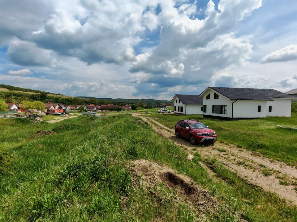 Teren intravilan pentru Construcții Rezidențiale la 10 min. de Sibiu 