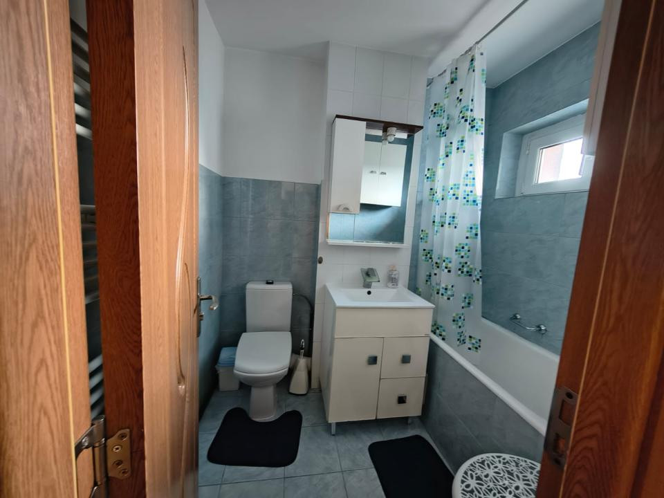 Apartament cu 2 camere SD langa Piata Chirila,Tatarasi!