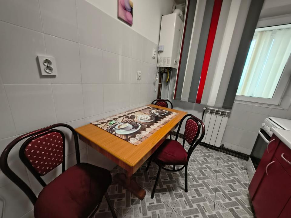 Apartament cu 2 camere SD langa Piata Chirila,Tatarasi!