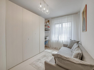 Suprafata totala 145 mp*Ready to move in*Decomandat *Sisești 119
