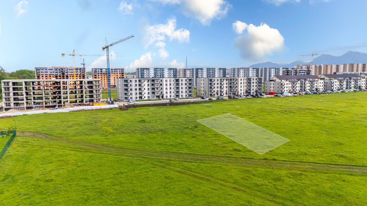 Teren intravilan cons. bloc-  740 mp | Regim P+2E–3E | Tractorul – Brașov