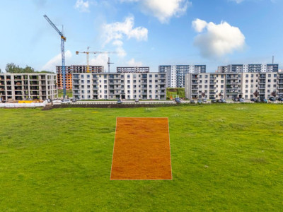 Teren intravilan cons. bloc-  740 mp | Regim P+2E–3E | Tractorul – Brașov