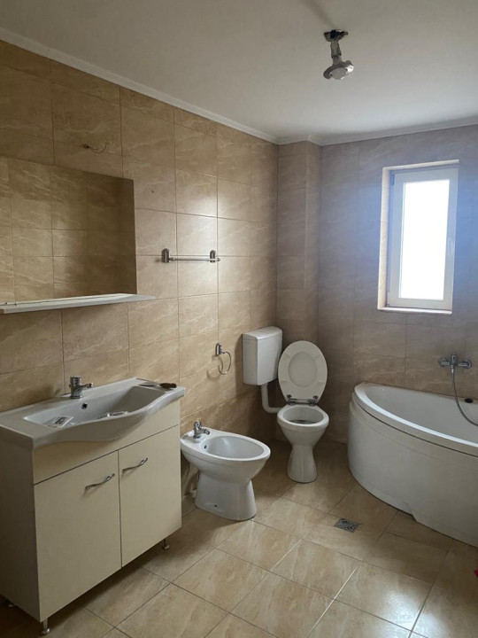 CASĂ TIP DUPLEX DE INCHIRIAT - CARTIER TURNIȘOR