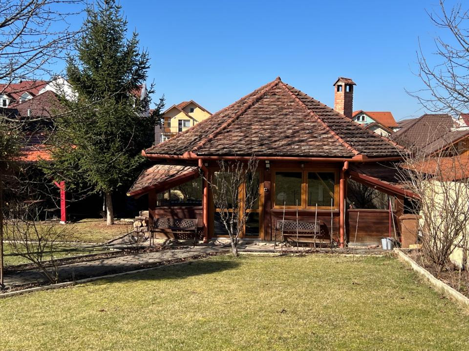 Vilă complet pregătită pentru pensiune sau cazare Sibiu Strand - Parc Sub Arini