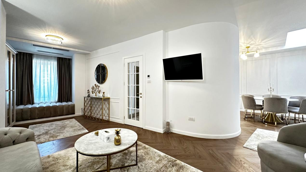 TOMIS 2 - VILA - Design de Revista