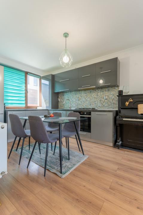 Duplex cu Teren Generos și Birou – Str. Urușagului 113R