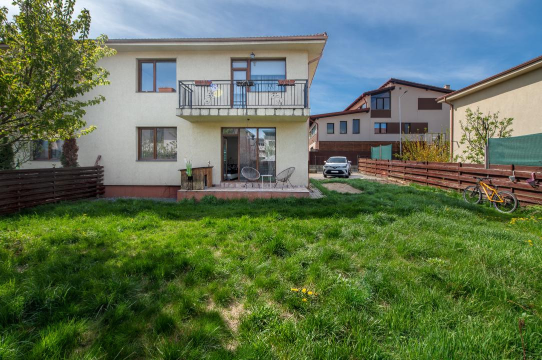 Duplex cu Teren Generos și Birou – Str. Urușagului 113R