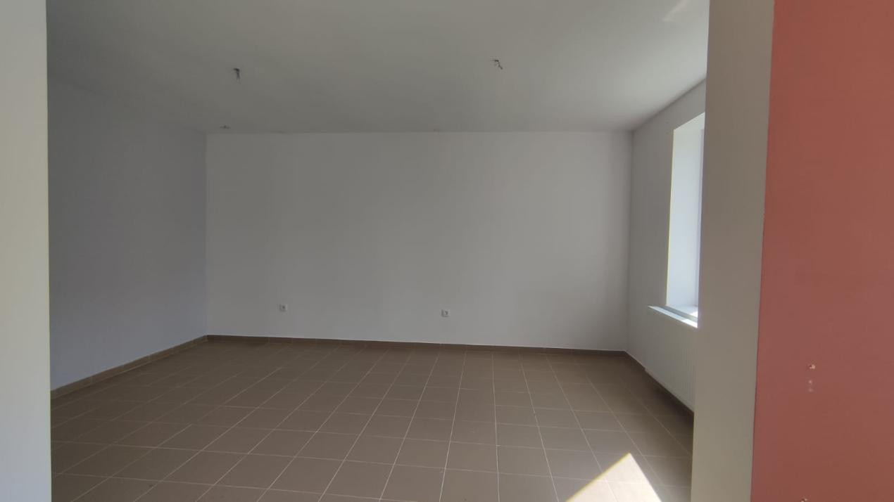 Spațiu comercial de închiriat | 62,8 mp | Cartierul Tineretului, Sibiu