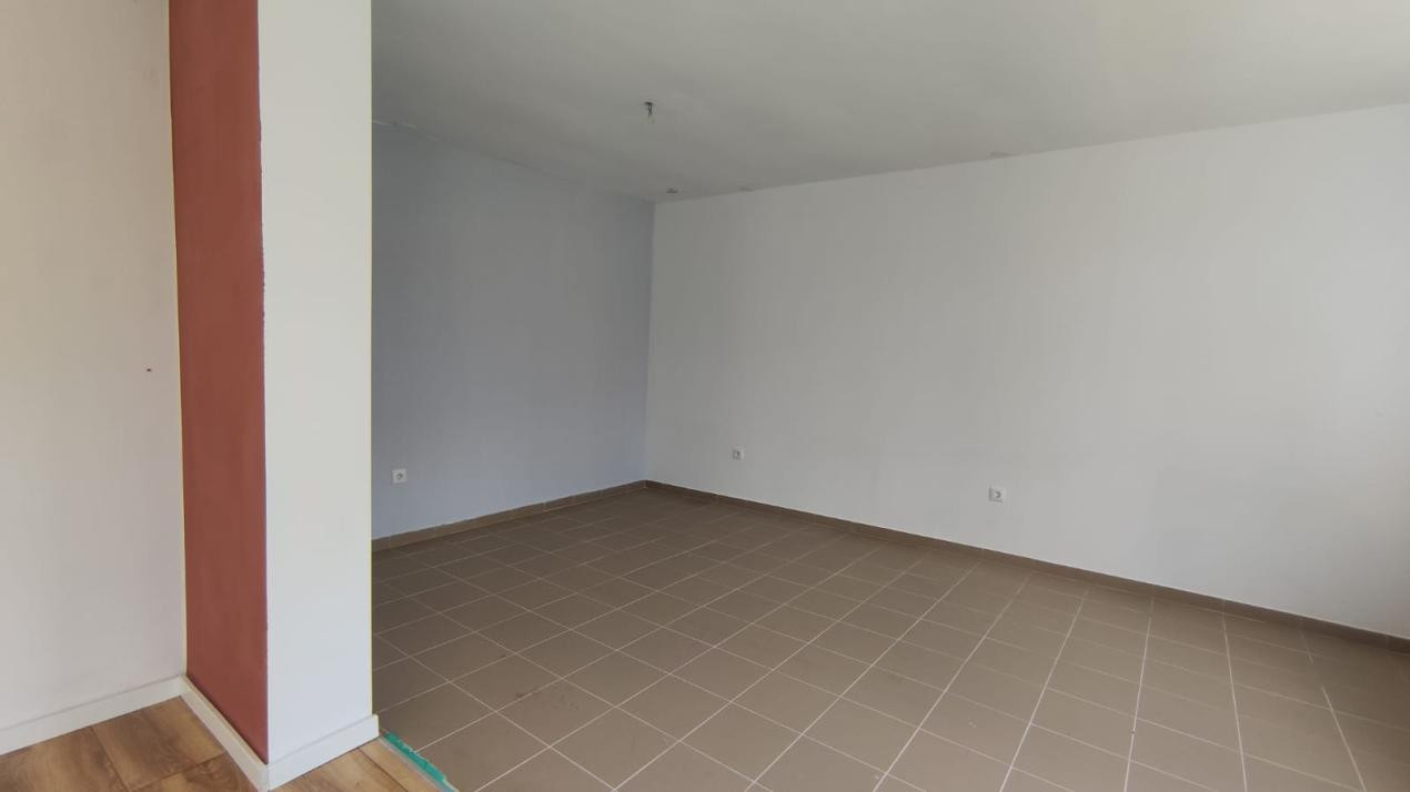 Spațiu comercial de închiriat | 62,8 mp | Cartierul Tineretului, Sibiu