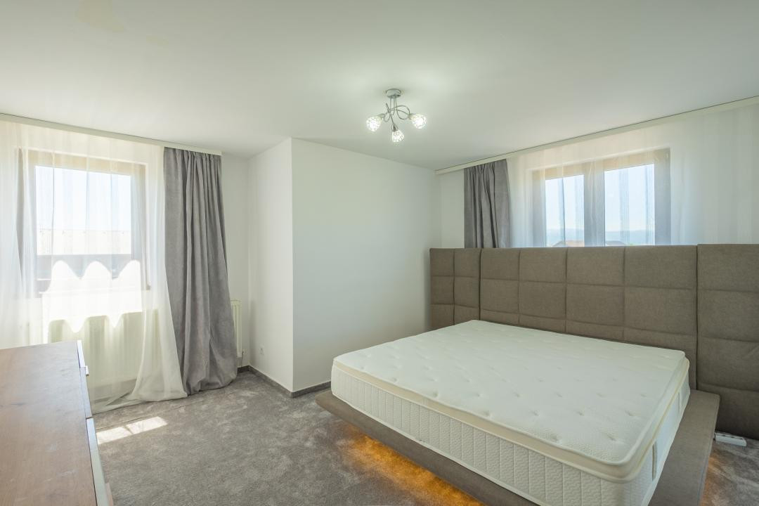 Casă individuală în Veterani, curte liberă 400 mp, zonă foarte căutată!