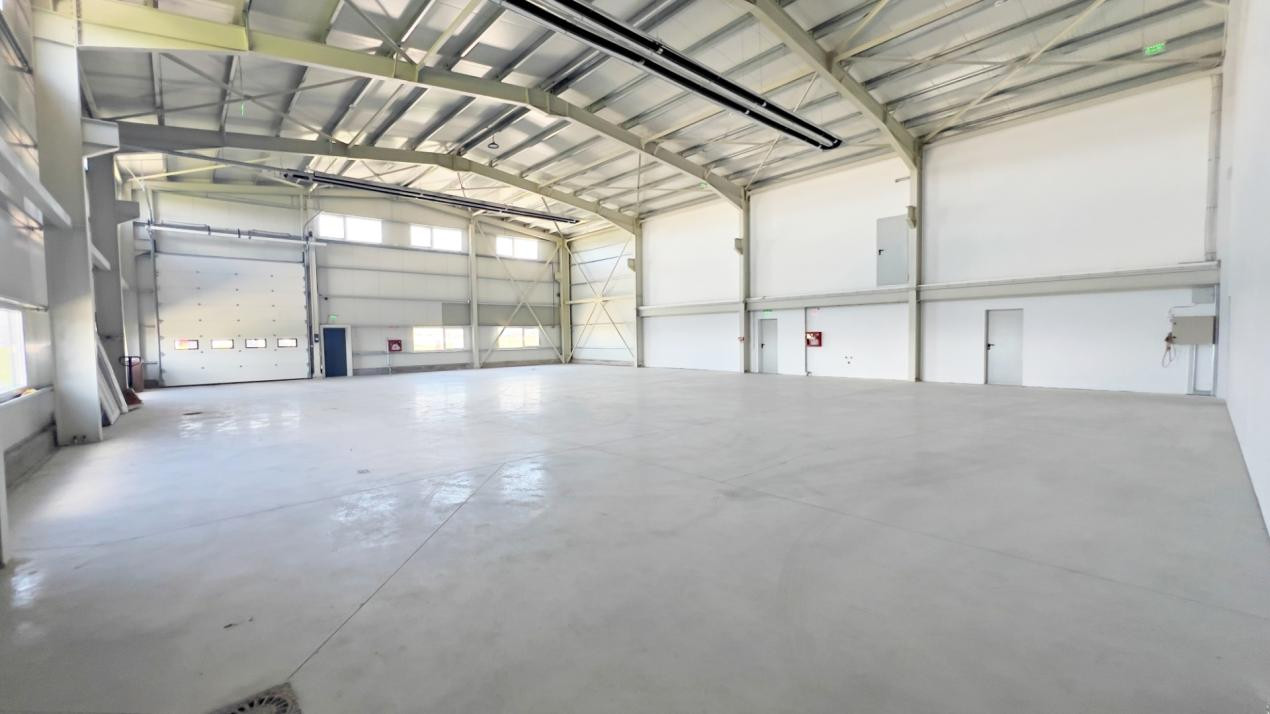 DE ÎNCHIRIAT — Hală producție/depozitare + birouri. Parcul Industrial Vest-Sibiu