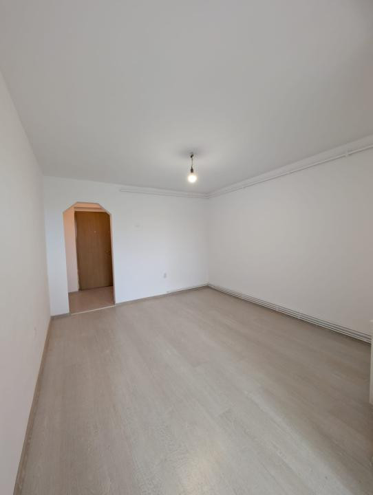 Apartament luminos cu 1 cameră, zonă liniștită – Str. Florilor, Cisnădie