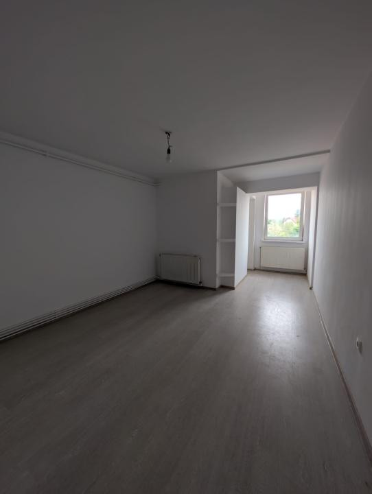 Apartament luminos cu 1 cameră, zonă liniștită – Str. Florilor, Cisnădie