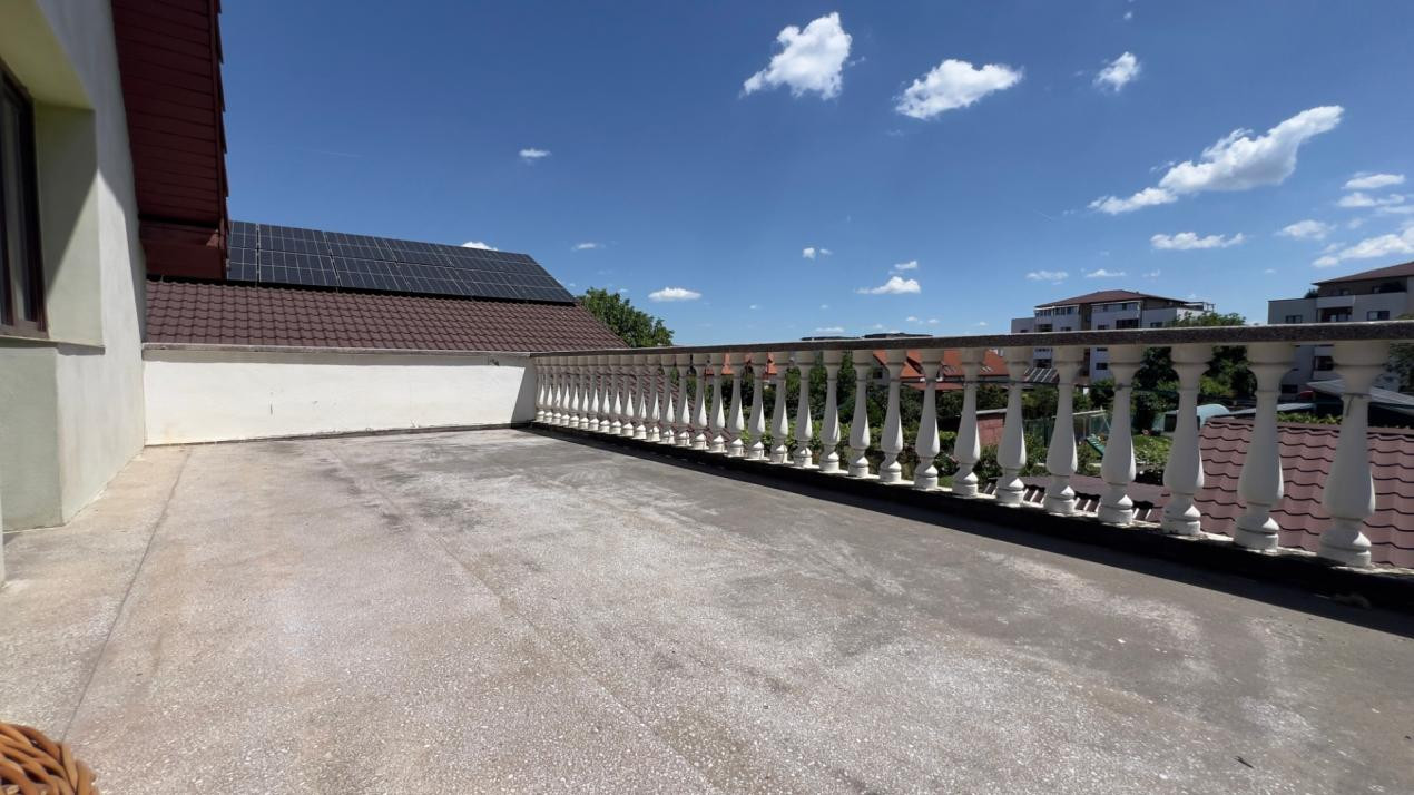 Casă 6 camere D+P+M-238 mp utili, 514 mp curte, Zona  Cartier Kogalniceanu 