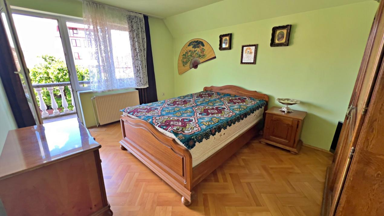 Casă 6 camere D+P+M-238 mp utili, 514 mp curte, Zona  Cartier Kogalniceanu 