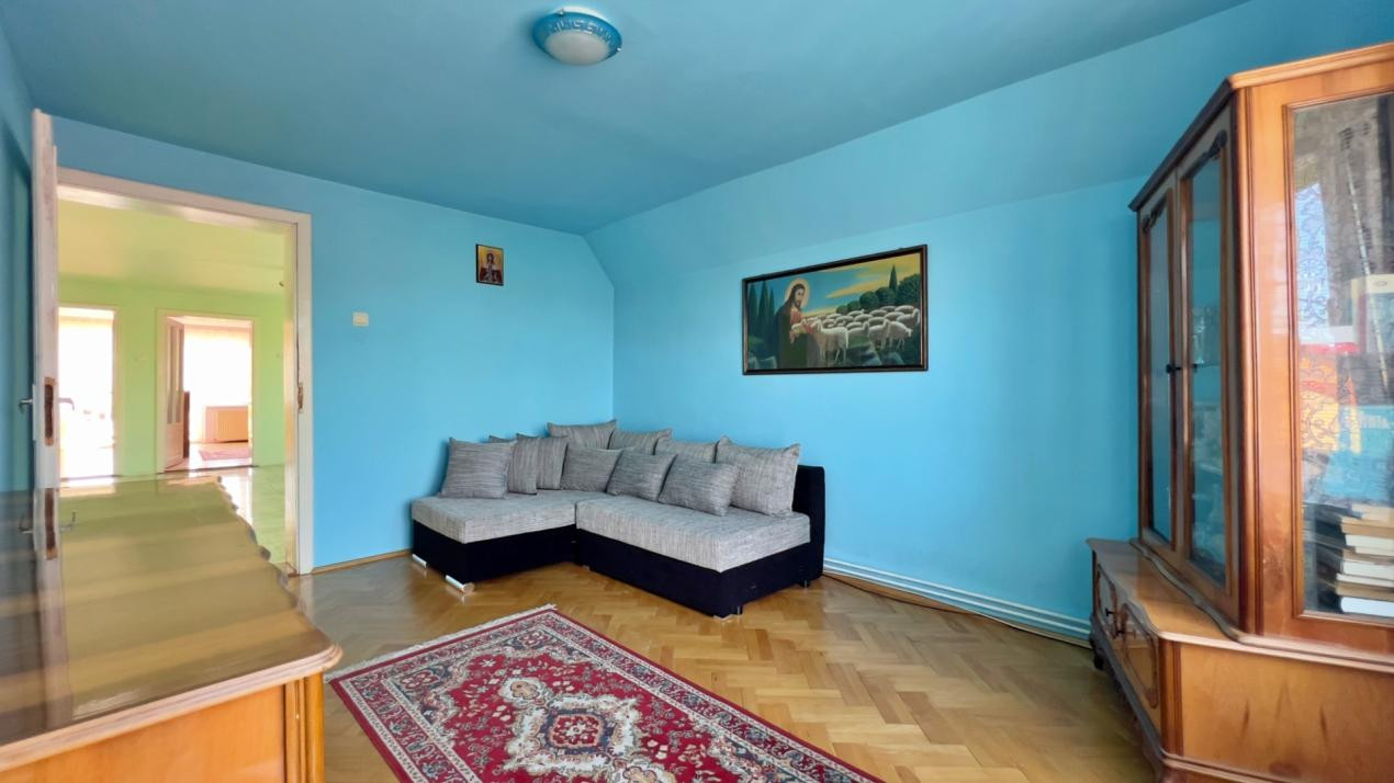 Casă 6 camere D+P+M-238 mp utili, 514 mp curte, Zona  Cartier Kogalniceanu 