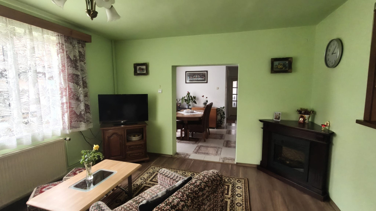 Casă 6 camere D+P+M-217 mp utili, 515 mp curte, Zona  Cartier Kogalniceanu 