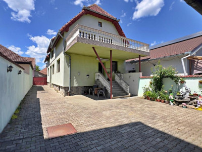 Casă 6 camere D+P+M-217 mp utili, 515 mp curte, Zona  Cartier Kogalniceanu 