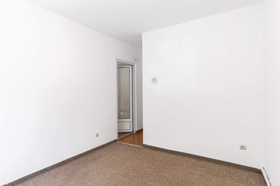 Vânzare apartament cu 2 camere, Strada Zizinului - zona Scriitorilor