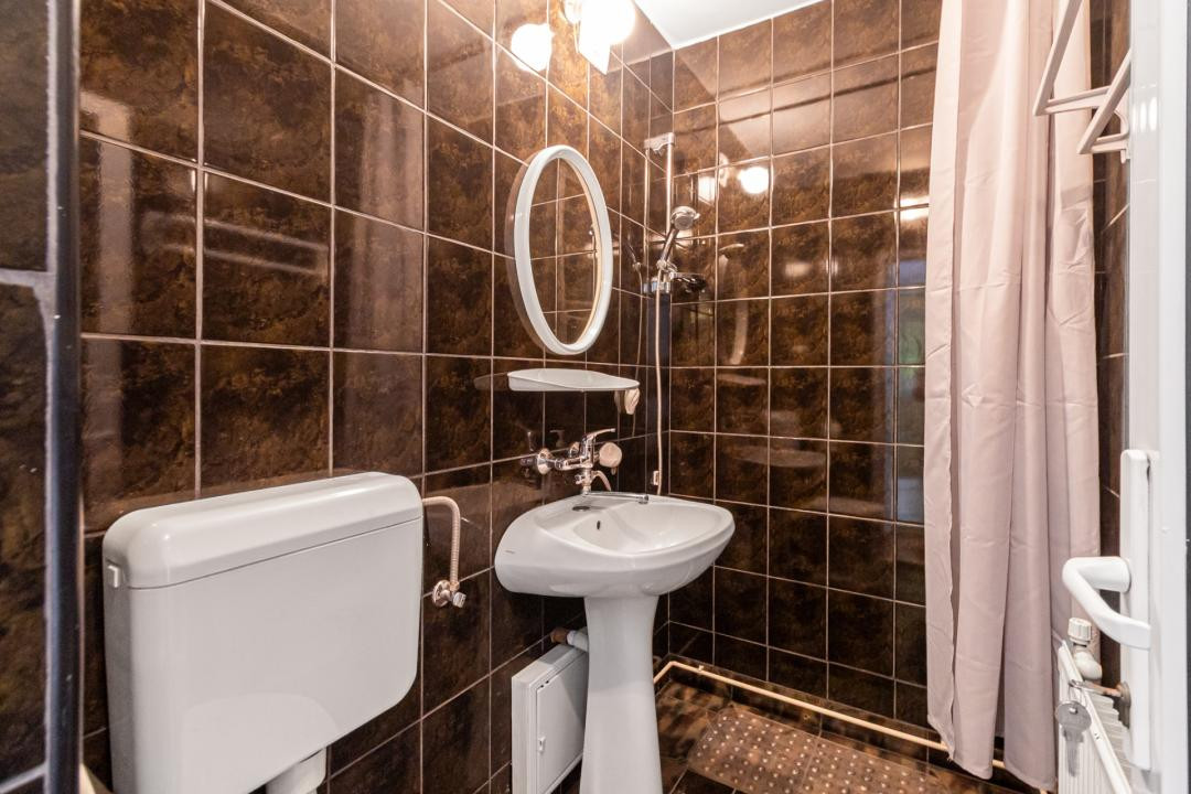 Vânzare apartament cu 2 camere, Strada Zizinului - zona Scriitorilor