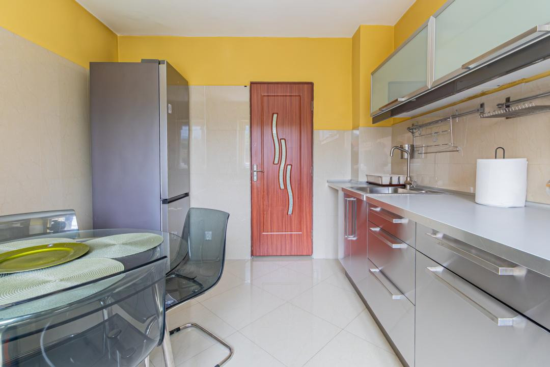 Inchiriere apartament 3 camere, mobilat și utilat - zona Centrul Civic