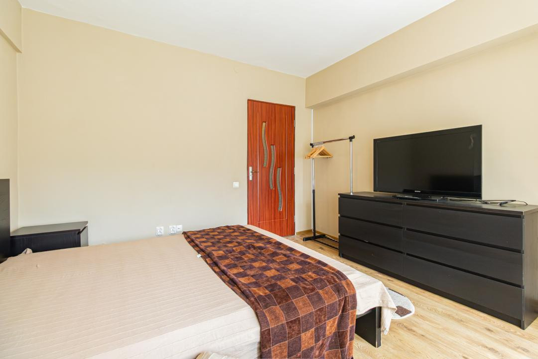 Inchiriere apartament 3 camere, mobilat și utilat - zona Centrul Civic