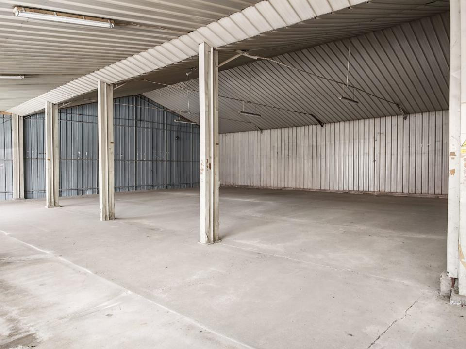 Hala industriala, spatiu depozitare, atelier productie, showroom, 216mp, Sibiu