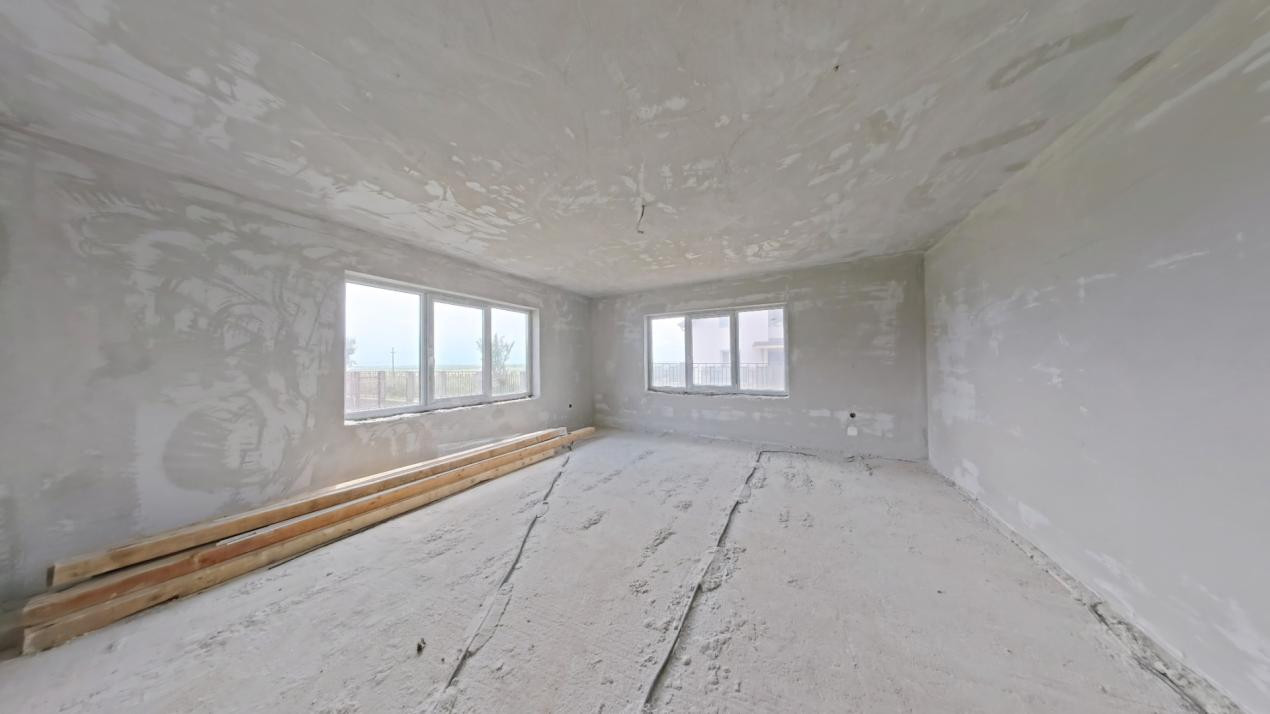 Casa cu 7 camere, 224 mp utili, teren 1000 mp | Feldioara 