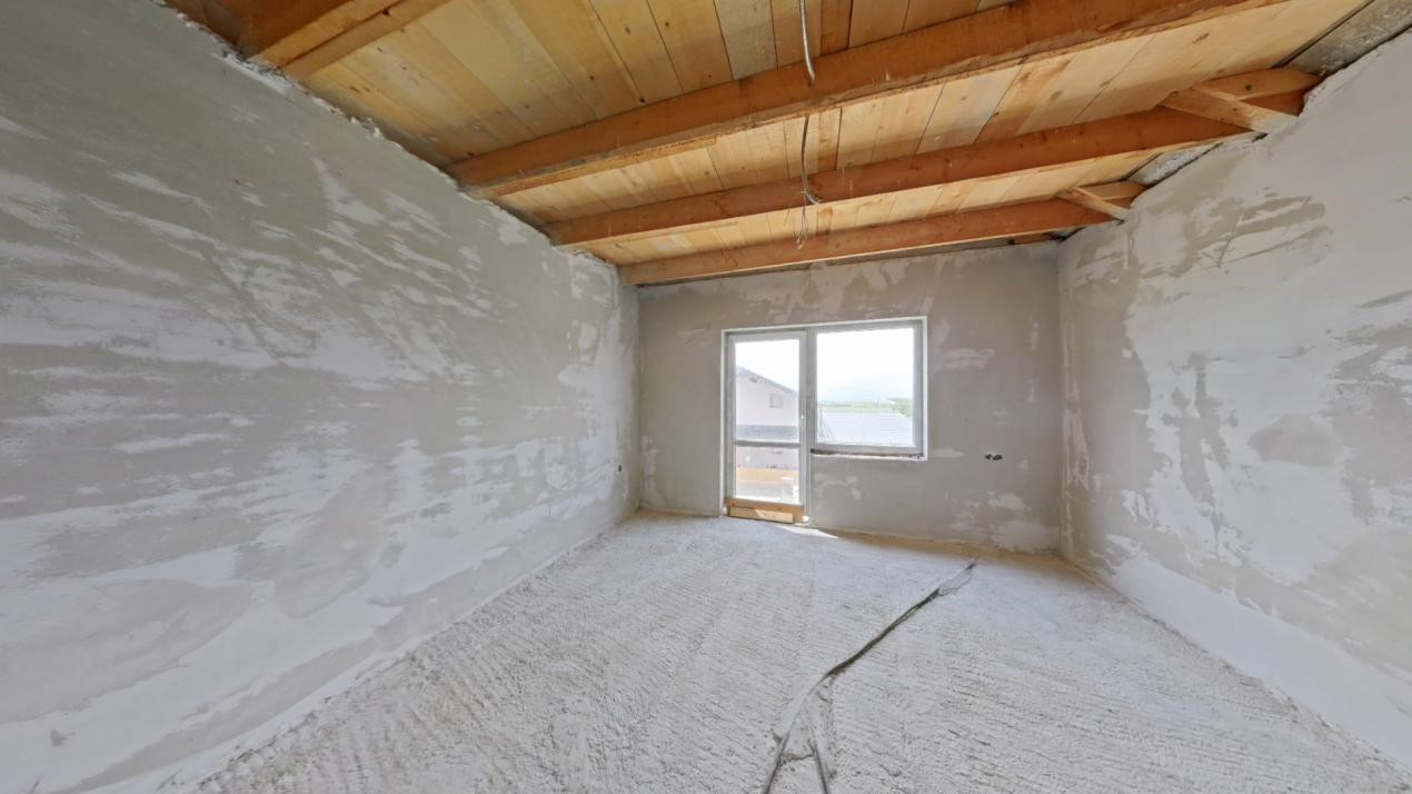 Casa cu 7 camere, 224 mp utili, teren 1000 mp | Feldioara 