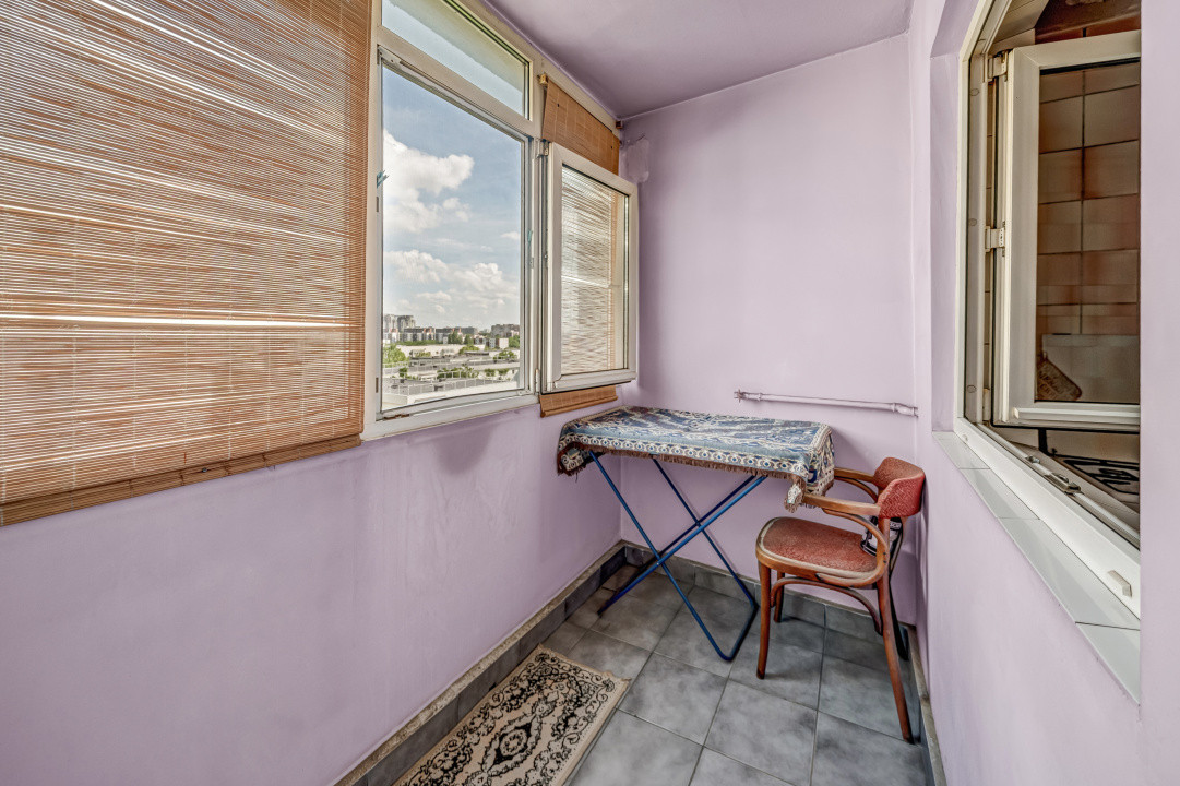 **Apartament cu 3 camere | 64,2 mp utili | 2 băi | Bloc 1985 | Etaj 7/8 | Sector