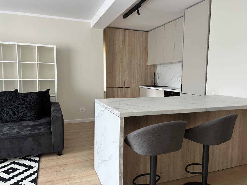 Apartament 2 camere, disponibil imediat, zona Ștrand 
