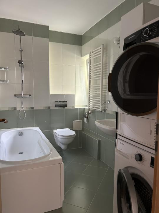 Apartament 2 camere, disponibil imediat, zona Ștrand 