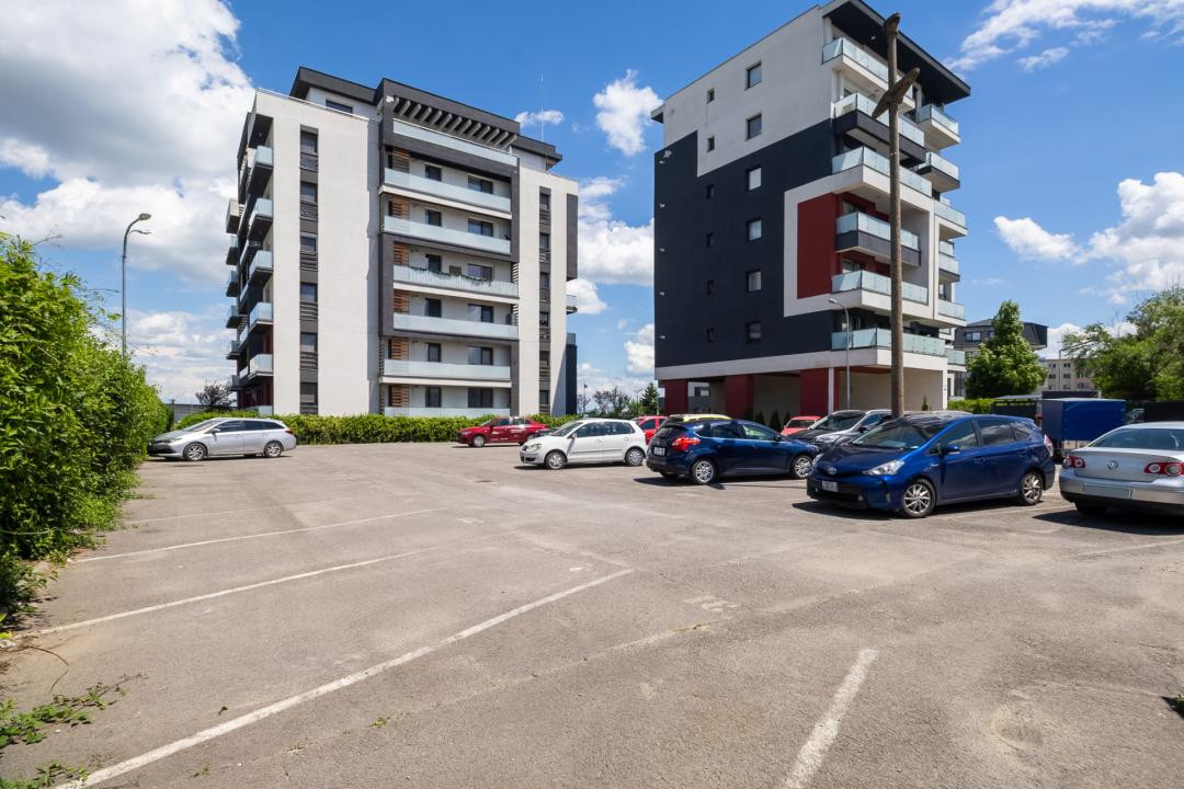 OPORTUNITATE | TRACTORUL | 3 CAMERE | 2 BĂI | 2 BALCOANE | 2 PARCĂRI | BOXĂ
