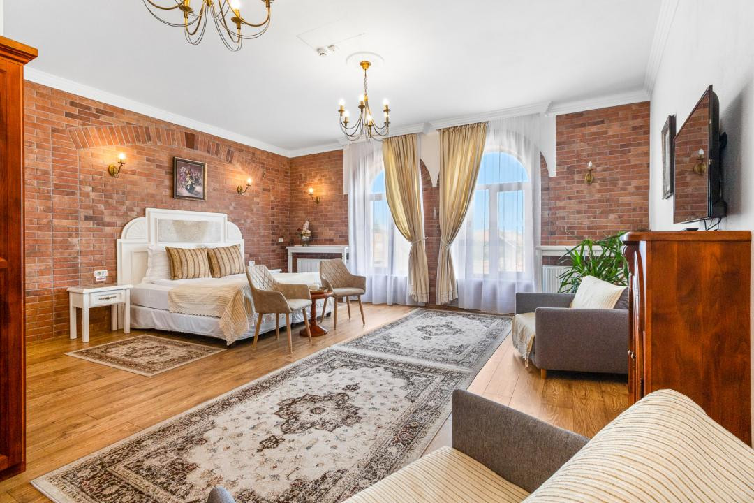 Hotel + Restaurant, Sâmbăta de Jos, Brașov | Comision 0%