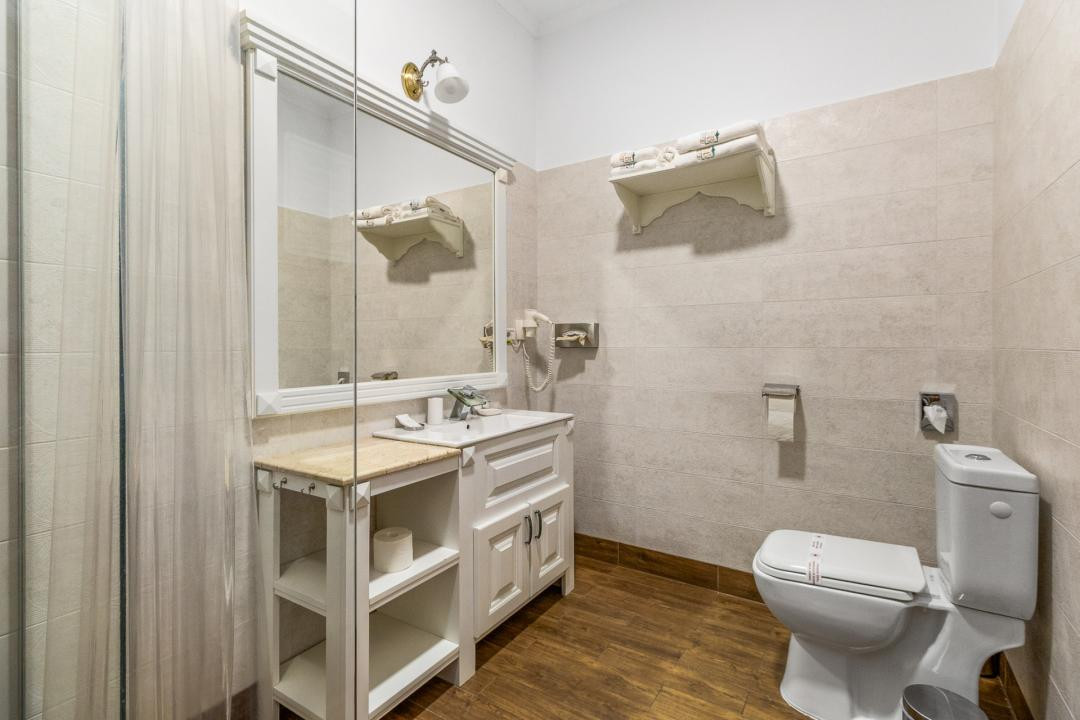Hotel + Restaurant, Sâmbăta de Jos, Brașov | Comision 0%