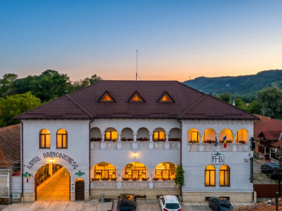 Hotel + Restaurant, Sâmbăta de Jos, Brașov | Comision 0%